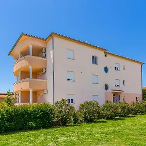  Apartment Cukon